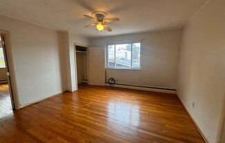 1 bed, 1 bath, 900 sqft, $1,215, Unit 2nd Floor