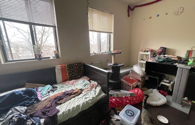 2 beds, 1 bath, $1,395, Unit 411
