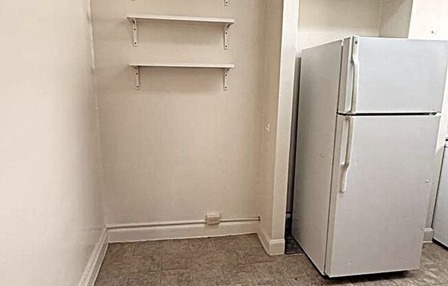 2br - 650ft2 - Sunny Apartment, Close to everywhere! Near by BART & CAL