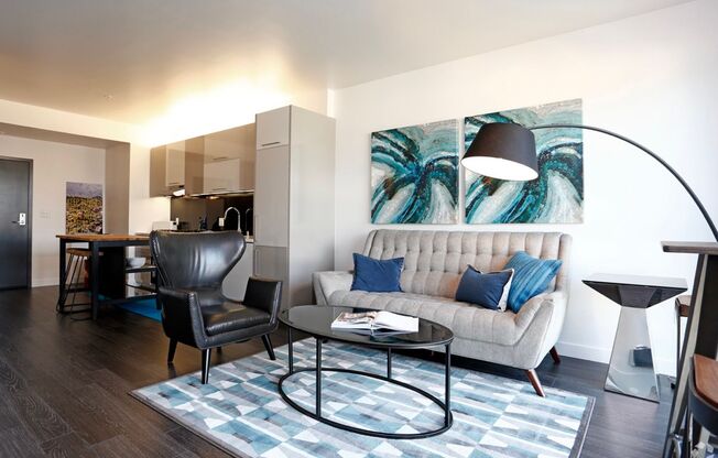 1 bed, 1 bath, 716 sqft, $2,995, Unit 425