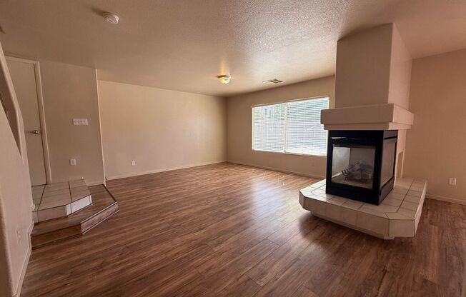 Beautiful Home in Silverado Ranch.