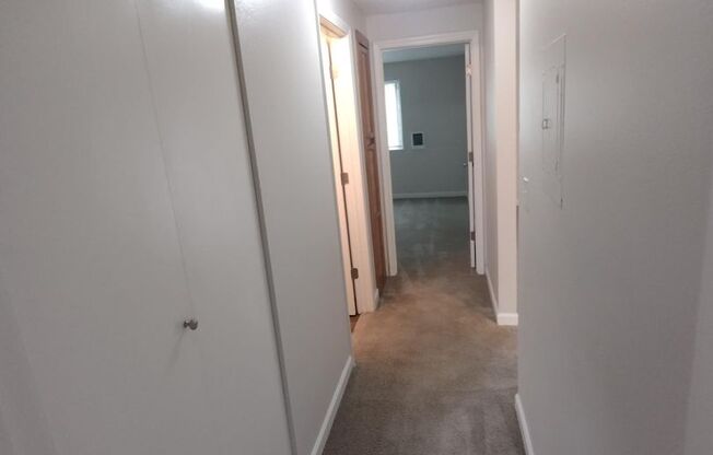 2 beds, 1 bath, 776 sqft, $1,500, Unit 069