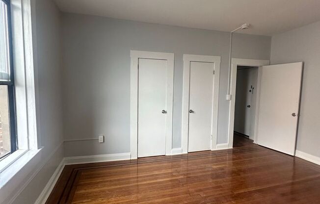 1 bed, 1 bath, $1,600