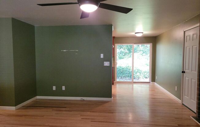 3 Bedroom Home in Seabeck
