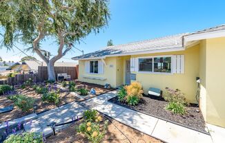 Cozy Garden Cottage Home for Rent