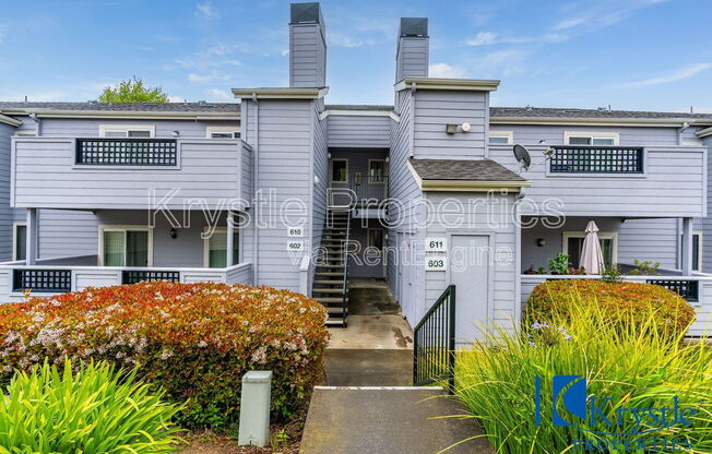 1201 Glen Cove Pkwy #1108