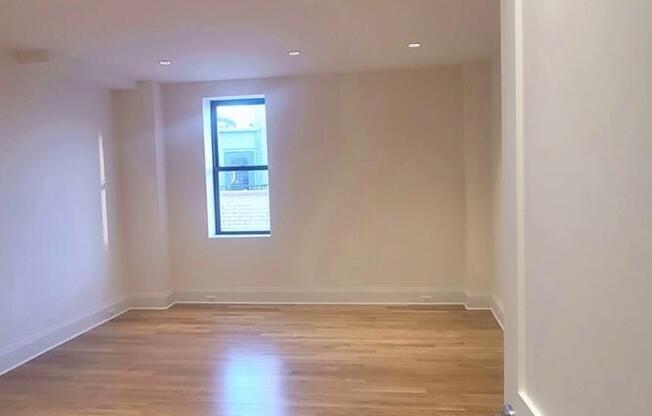 6 beds, 4.5 baths, 6,000 sqft, $55,000, Unit PHA