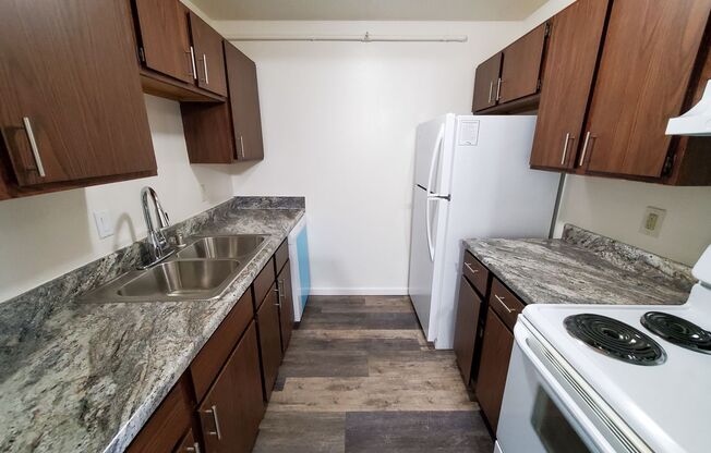 2 beds, 1 bath, 800 sqft, $1,389, Unit 4526-1