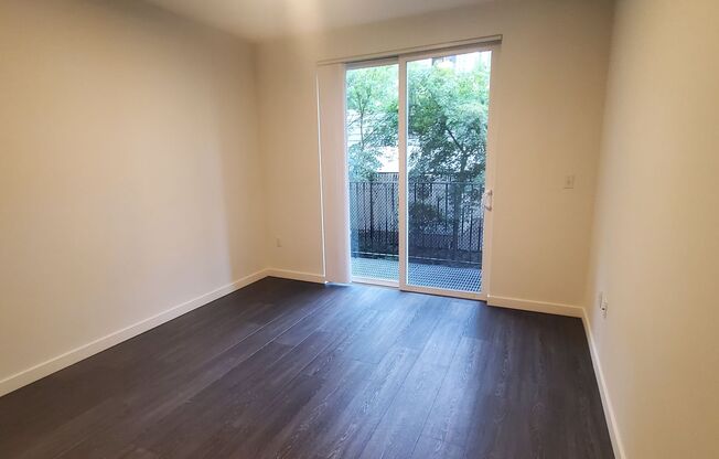 1 bed, 1 bath, 574 sqft, $1,875, Unit 105