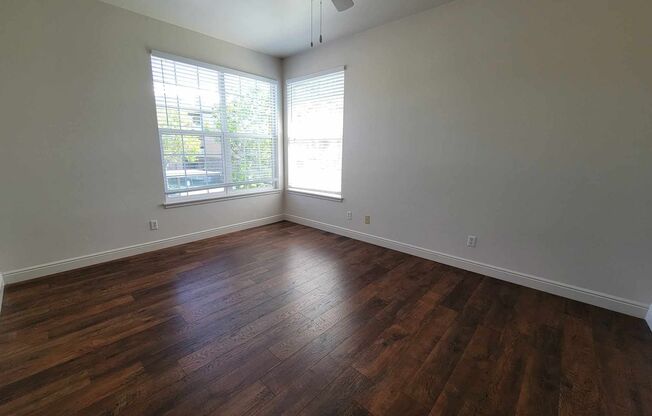 1 bed, 1 bath, 712 sqft, $1,500