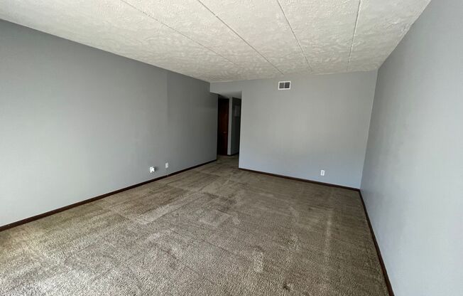 645 s. 20th