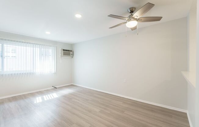 1 bed, 1 bath, 700 sqft, $1,798, Unit 319