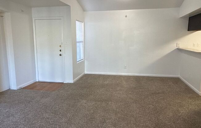 2 beds, 2 baths, 1,003 sqft, $1,120, Unit 3004