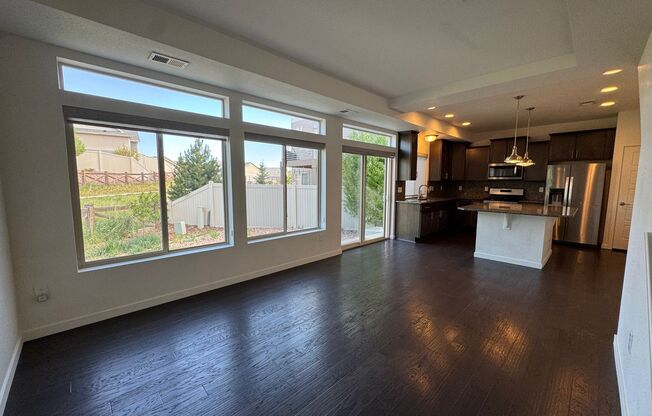 Modern Luxury Meets Urban Living – Stunning 3-Story Home with Rooftop Patio in Banning Lewis Ranch!
