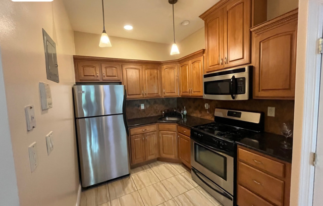 5 13 50 AVE