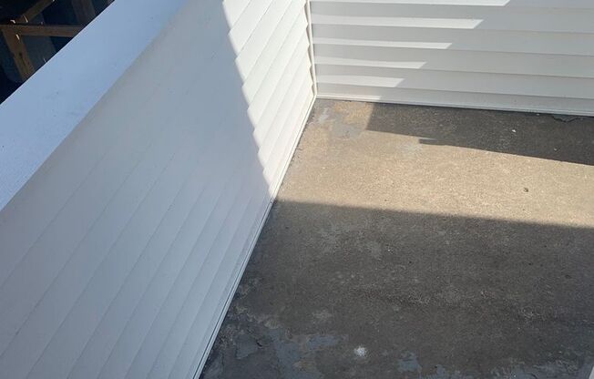 Luxury 2 Bedroom/1 Bathroom Remodel in South Side Flats