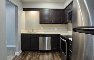 1 bed, 1 bath, 650 sqft, $895, Unit 1016 - 127