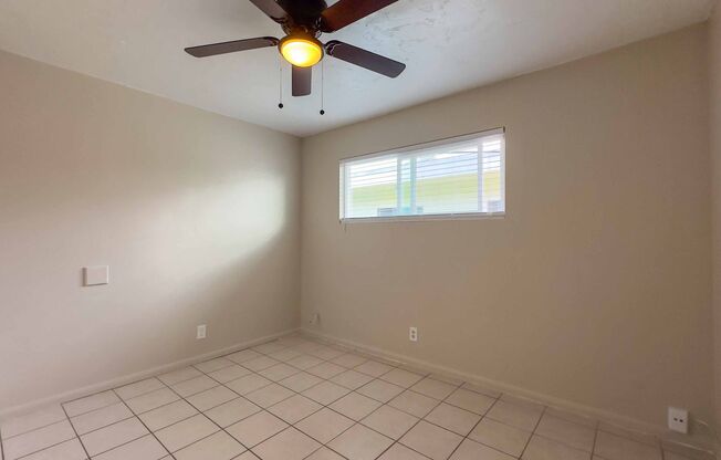 2 beds, 1 bath, $1,799, Unit 20