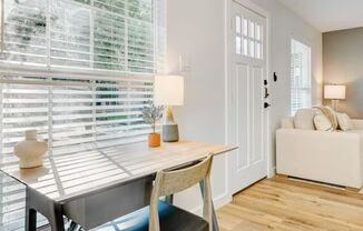 2 beds, 1.5 baths, 1,000 sqft, $1,725, Unit 105