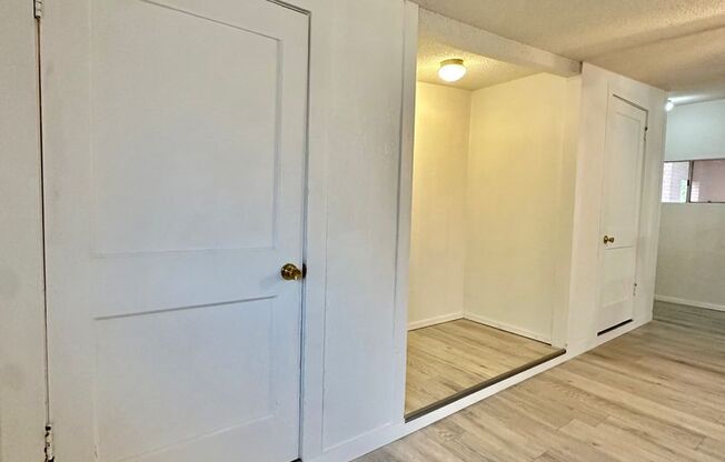 3 beds, 1 bath, $1,300