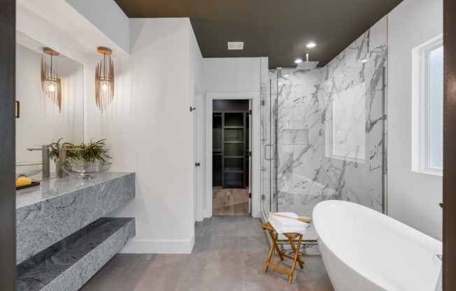 11 ALT GDN ST