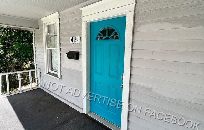Adorable 2 bedroom / 1 bathroom home now available for rent!