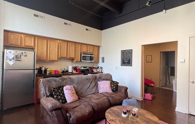 801 Walnut St