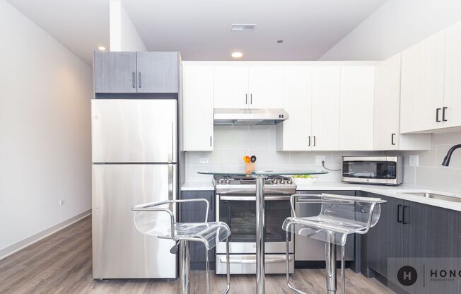 1 bed, 1 bath, 619 sqft, $1,999, Unit 413