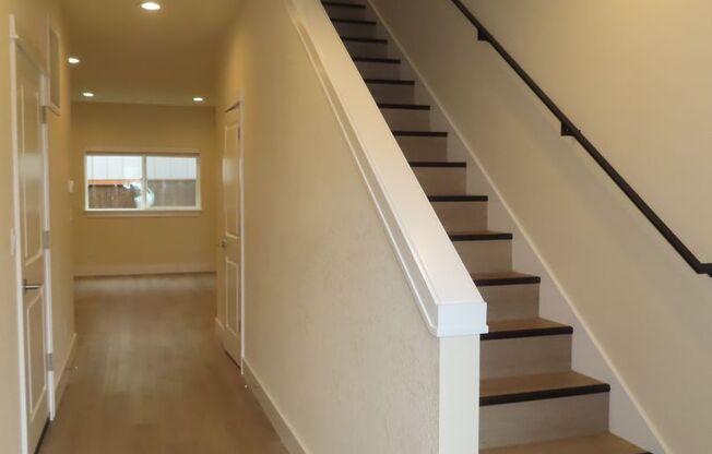 2587Justine - FH