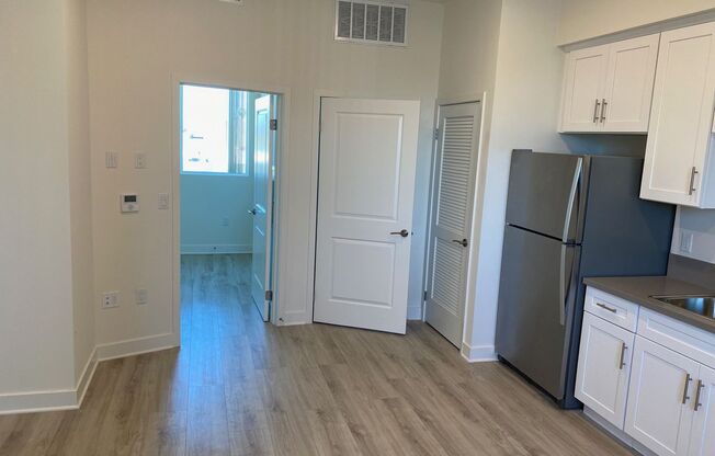 1 bed, 1 bath, 610 sqft, $2,245, Unit 415