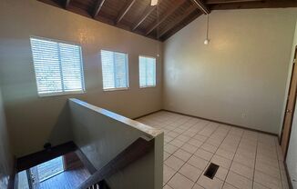 1 bed, 1 bath, $995, Unit 569-B