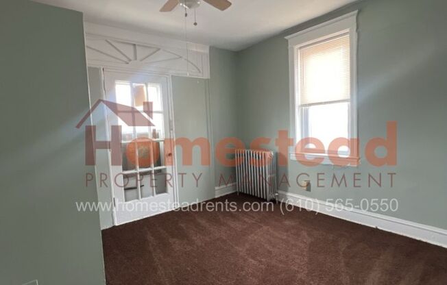 2 beds, 1 bath, $1,050