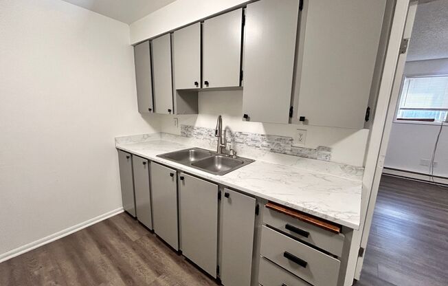 1 bed, 1 bath, 600 sqft, $895, Unit 622