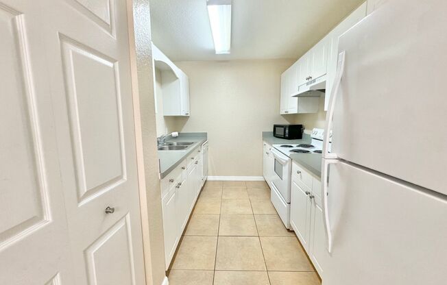 1 bed, 1 bath, $1,150, Unit 281