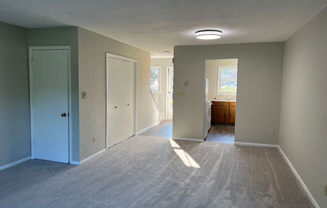 2 beds, 1 bath, 1,056 sqft, $1,195, Unit 8-F