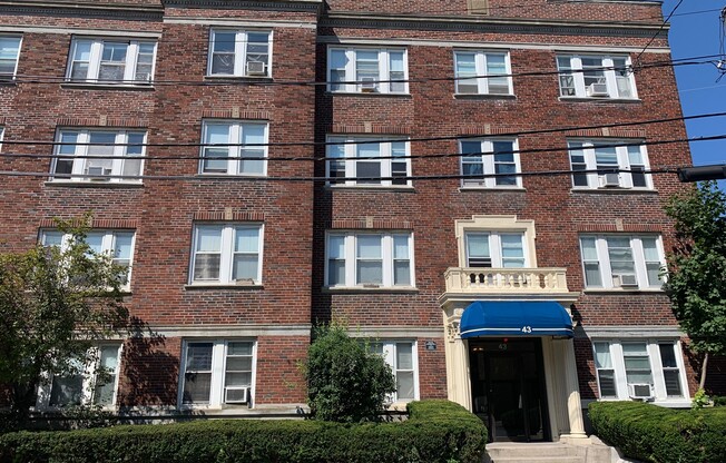 43 LINDEN ST
