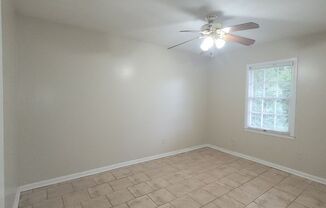 2 beds, 1 bath, $795