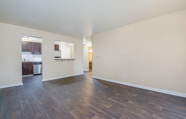 1 bed, 1 bath, 648 sqft, $1,650, Unit 1-103