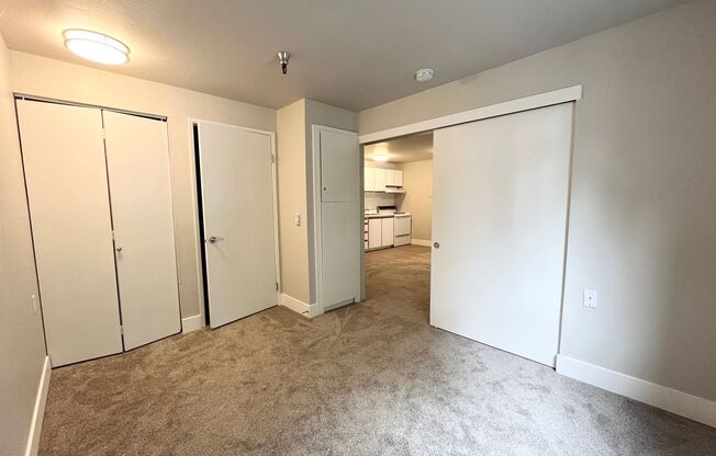 1 bed, 1 bath, 480 sqft, $1,395, Unit 213