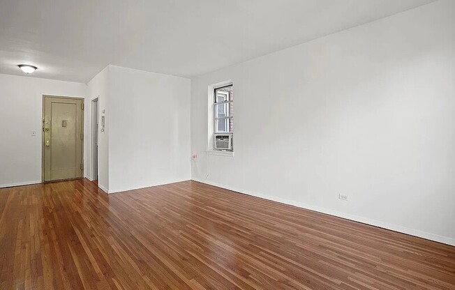 640 W 231 ST