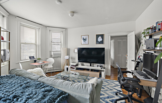 1677 Commonwealth Ave