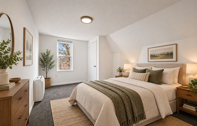 612 N SAINT CLAIR ST