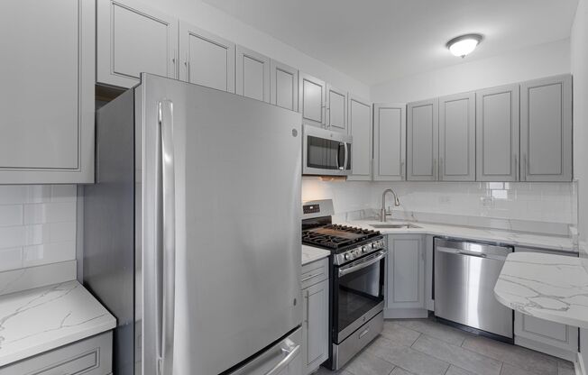 1 bed, 1 bath, 419 sqft, $1,595, Unit 210