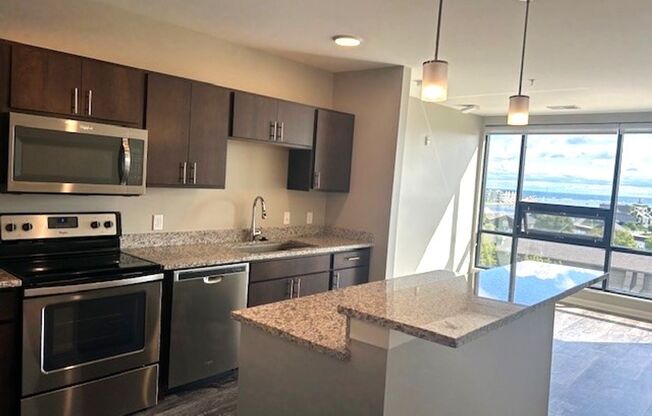 1 bed, 1 bath, 748 sqft, $1,500, Unit 415