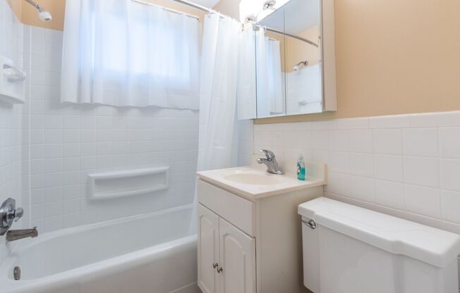 1 bed, 1 bath, 636 sqft, $1,175, Unit 668016