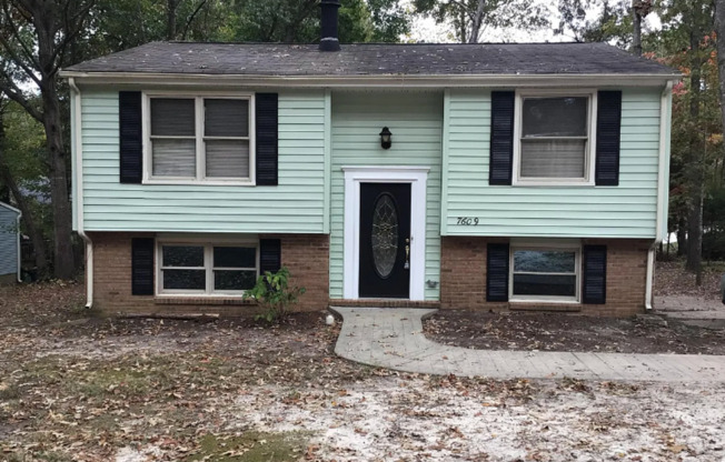 Remodeled 3-Bedroom Home Just Off Six Forks – Move-In Ready!