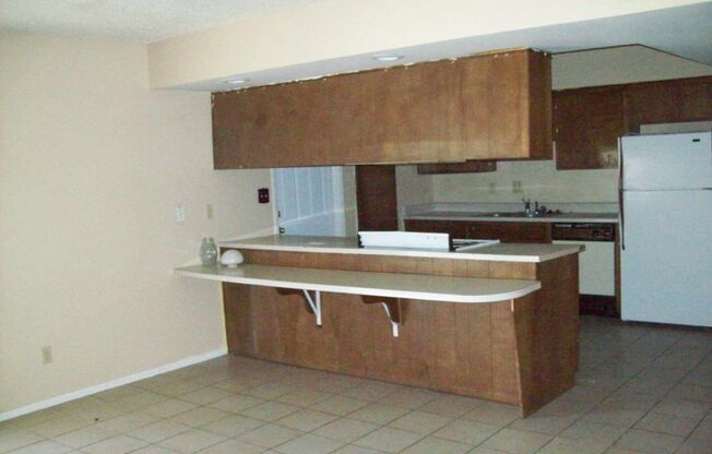 Spacious 3-Bedroom Home in Tempe