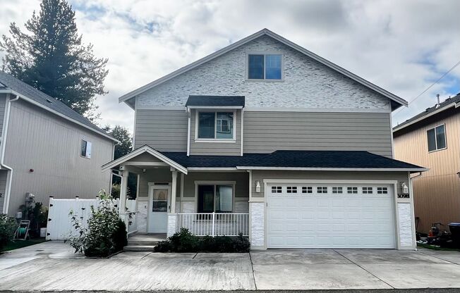 Spacious home in Bremerton.