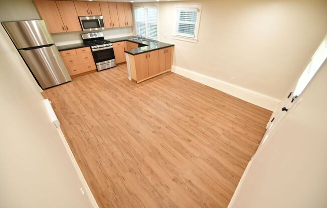 1p699 - 1511 - 1515 Milvia St.