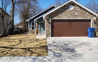 3 beds, 2 baths, $1,395